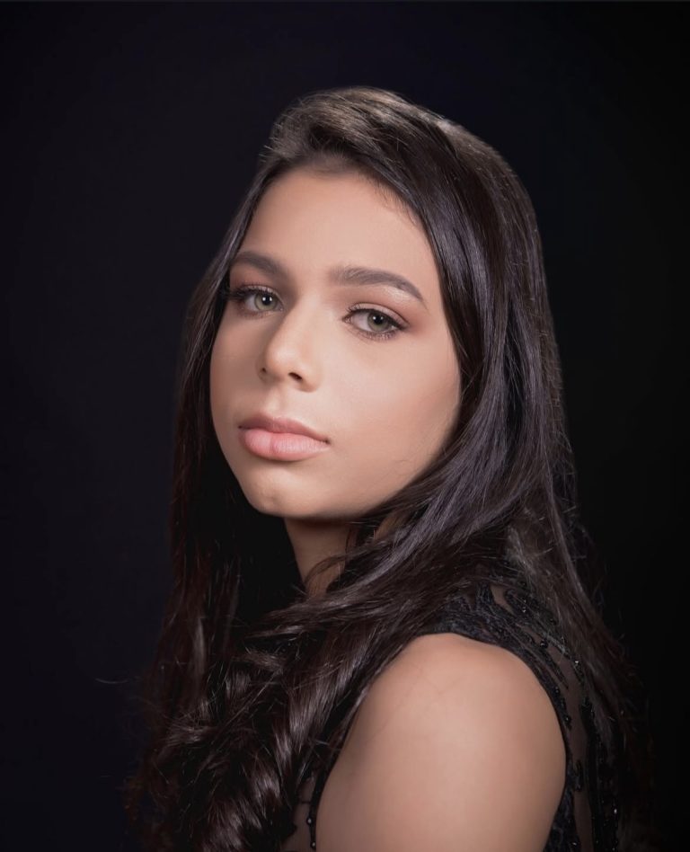 Lia Virginia Castillo, CMO of Clean Clicks Agency